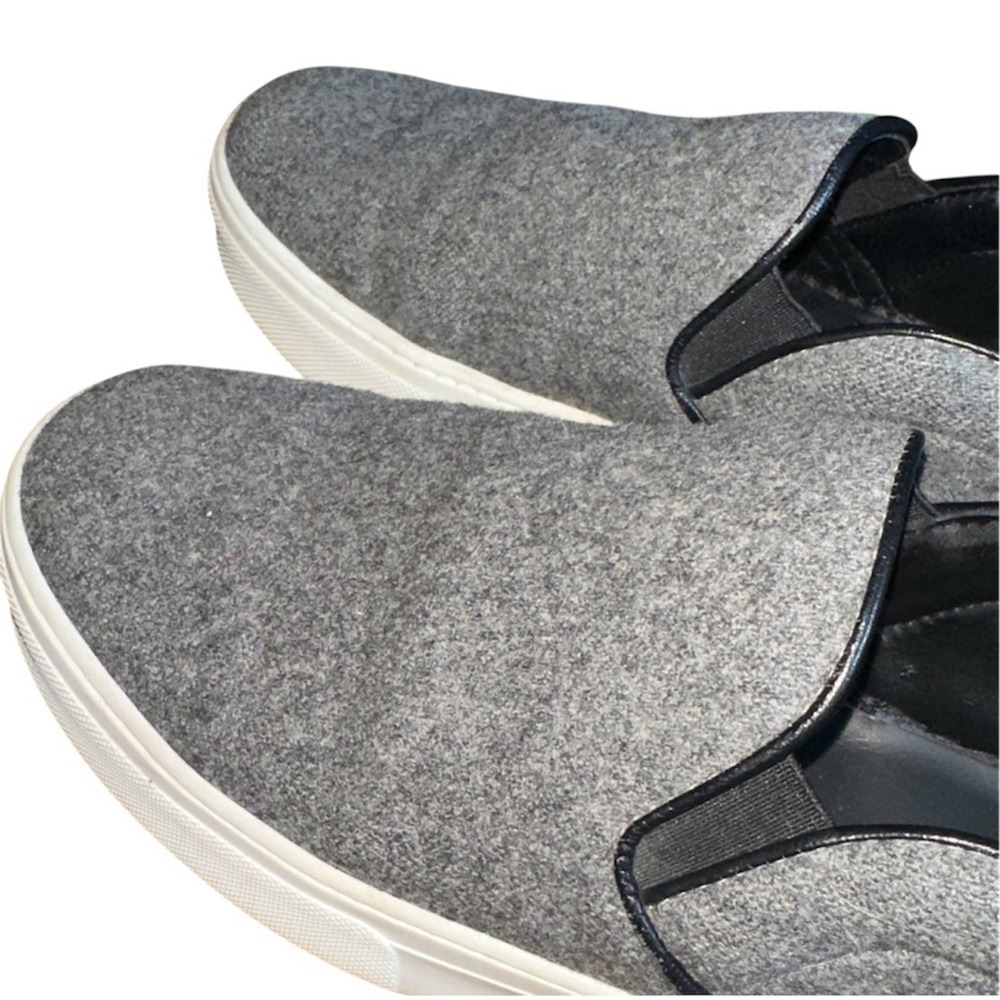Celine Paris Grey Felt Wool Slip On Sneakers Leather Lined Womens Size 39 - Picture 6 of 9